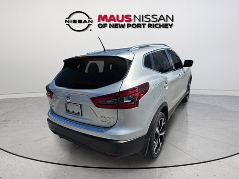 Certified 2022 Nissan Rogue Sport SL w/ Premium Package AWD/4WD image 12