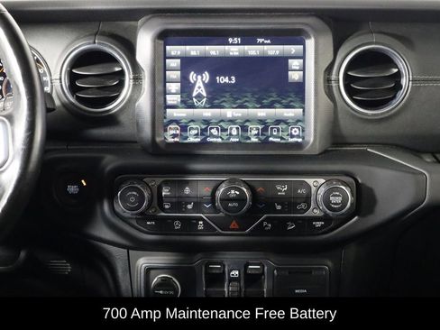 Used 2021 Jeep Wrangler Unlimited Sahara w/ Dual Top Group AWD/4WD image 25