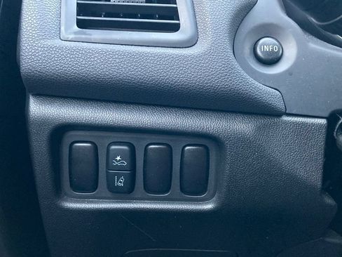 Used 2025 Mitsubishi Outlander Sport ES AWD/4WD image 12
