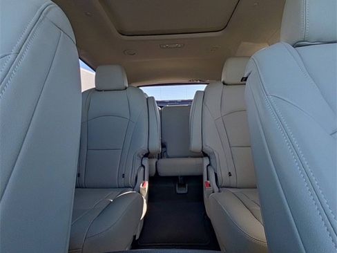 Used 2021 Buick Enclave Essence w/ Sport Touring Edition image 28