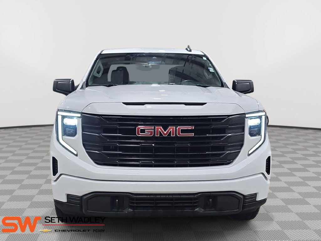 Used 2024 GMC Sierra 1500 Pro w/ Graphite Edition AWD/4WD image 2