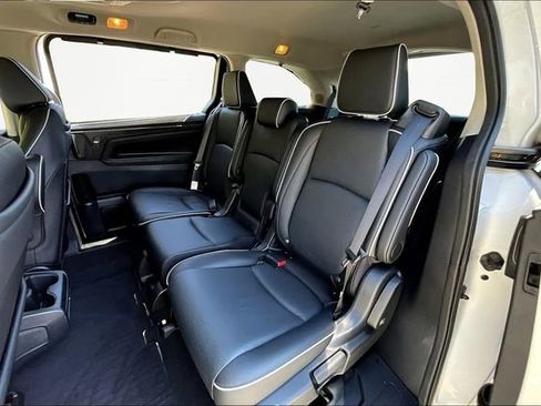 Used 2025 Honda Odyssey Elite image 20