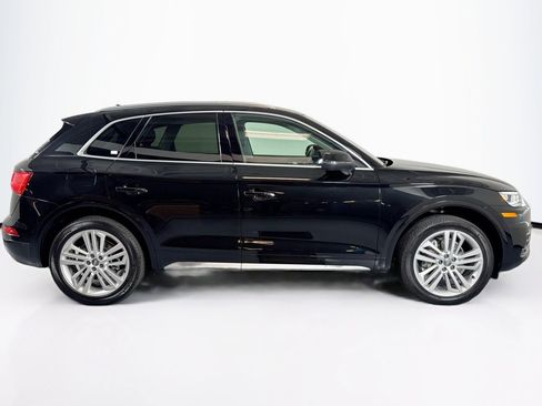 Used 2019 Audi Q5 2.0T Premium Plus w/ Premium Plus Package image 4