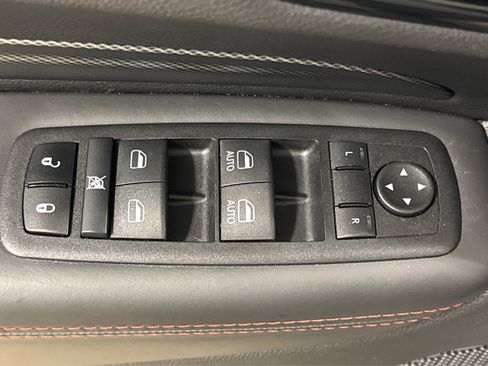 Used 2025 Dodge Durango R/T AWD/4WD image 17