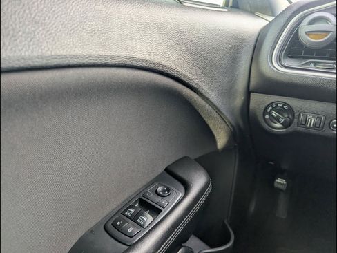 Used 2019 Dodge Challenger R/T RWD image 18