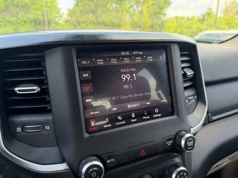 Used 2019 RAM 1500 Big Horn RWD image 20