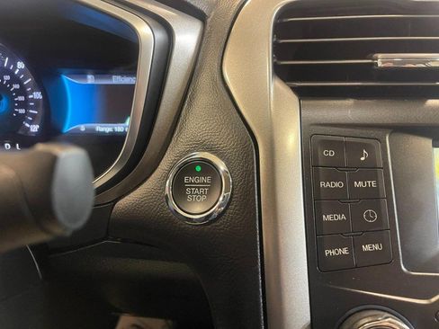 Used 2018 Ford Fusion S image 28