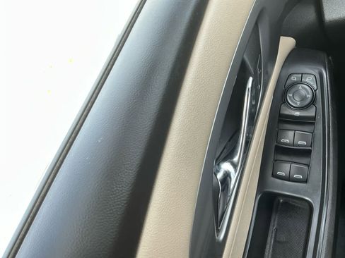 Used 2023 Chevrolet Traverse LT w/ LPO, Cargo Package AWD/4WD image 19