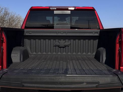 Used 2025 Chevrolet Silverado 1500 LT Trail Boss w/ LT Trail Boss Premium Package image 29