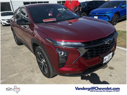 Used 2025 Chevrolet Trax RS