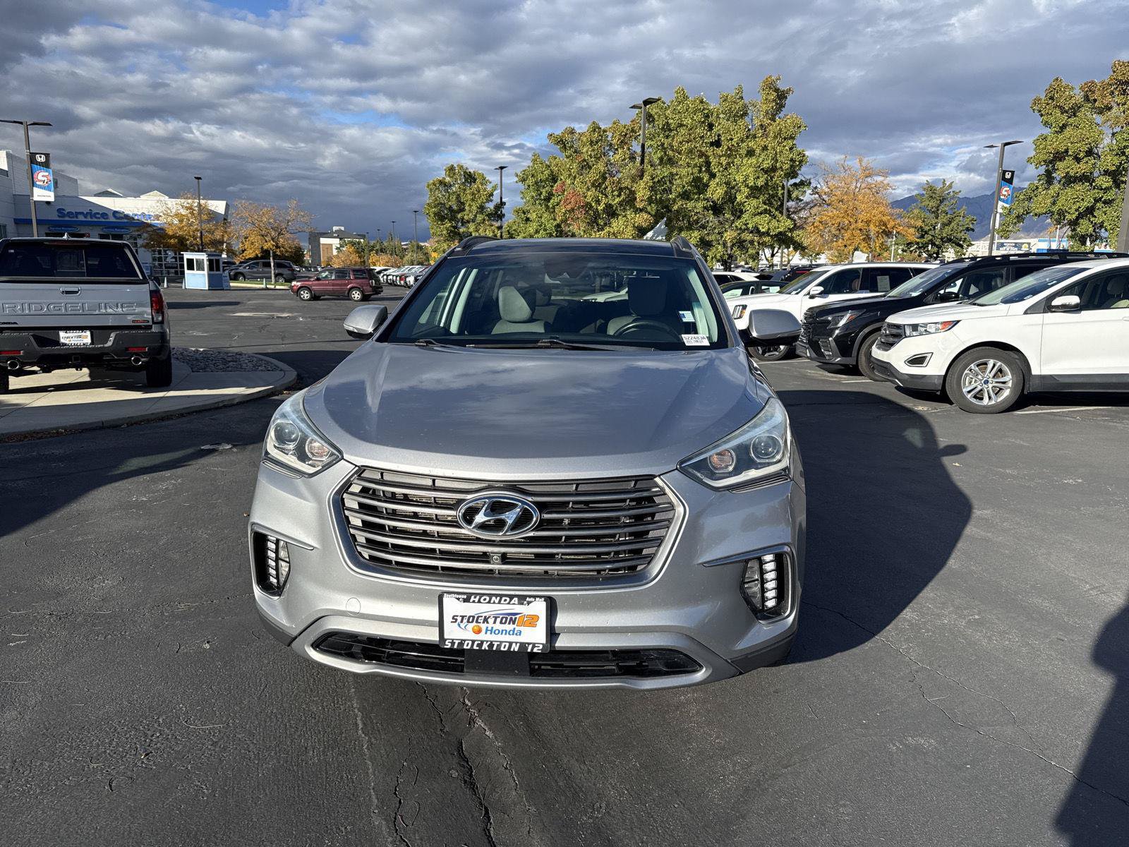 Used 2019 Hyundai Santa Fe XL AWD/4WD image 3