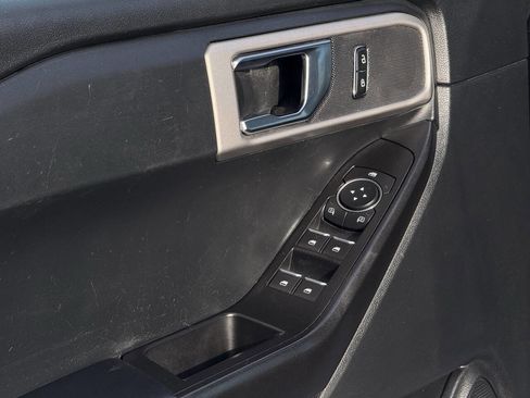 Used 2021 Ford Explorer 4WD Police Interceptor image 11