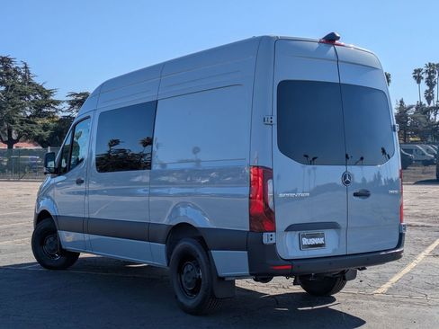 New 2025 Mercedes-Benz Sprinter 2500 image 2