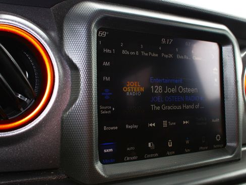 Used 2022 Jeep Gladiator Mojave image 31