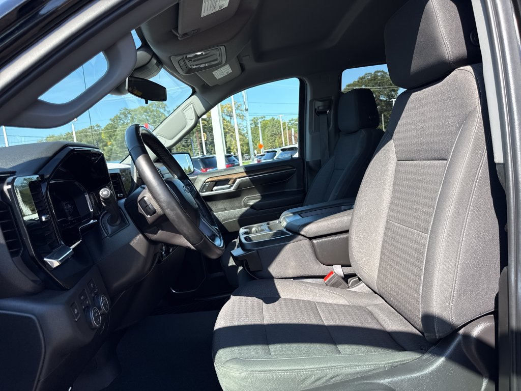Certified 2023 Chevrolet Silverado 1500 RST AWD/4WD image 15
