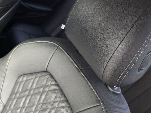 Used 2022 BMW 530i w/ Premium Package image 22