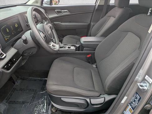 Used 2024 Kia Sportage LX image 14