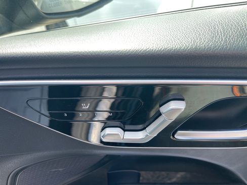 Used 2023 Mercedes-Benz C 300 Sedan w/ Pinnacle Trim Package image 17