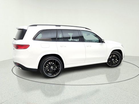 New 2026 Mercedes-Benz GLS 450 4MATIC image 8