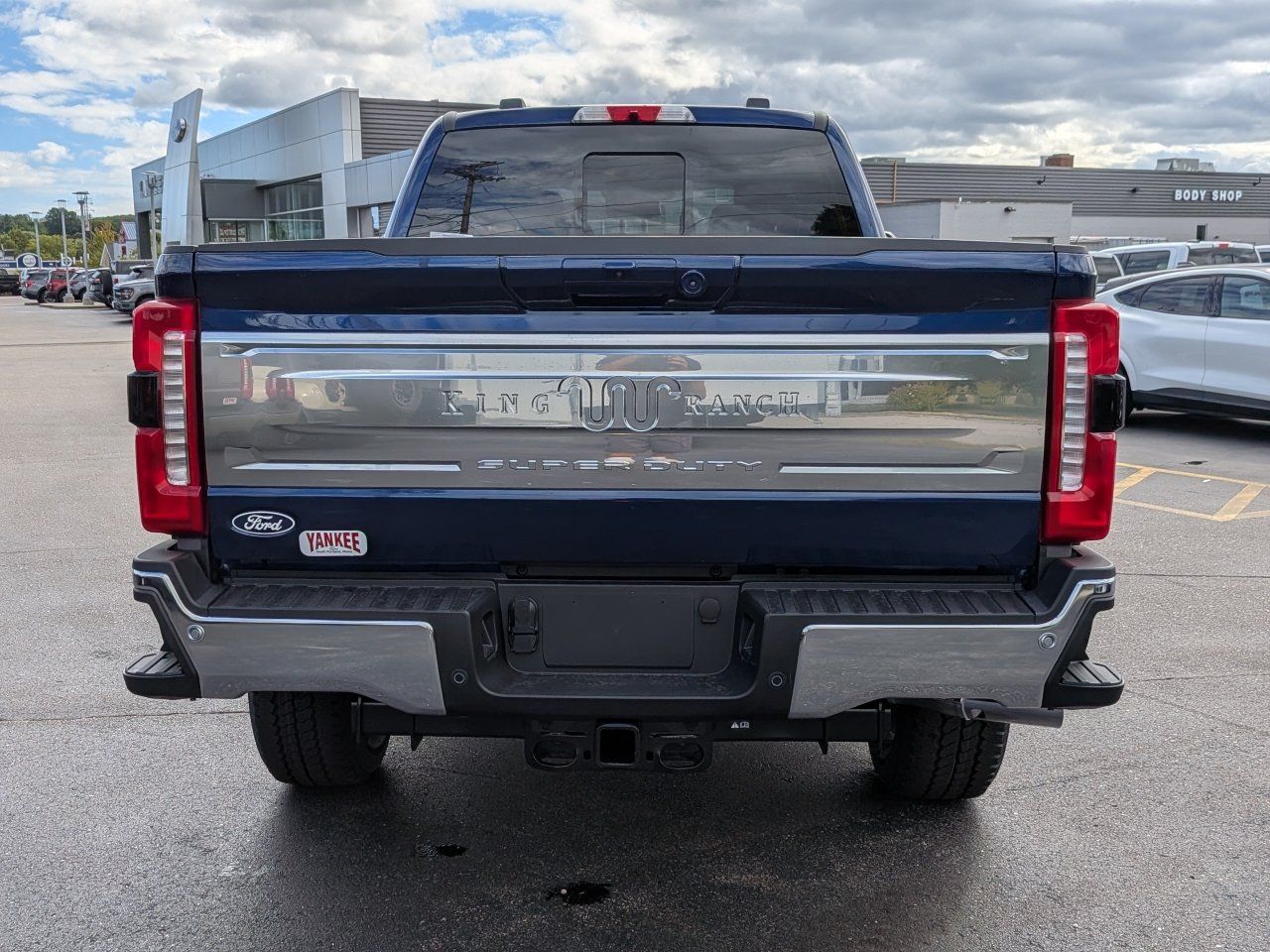 New 2027 Ford F350 King Ranch w/ Chrome Package AWD/4WD image 4