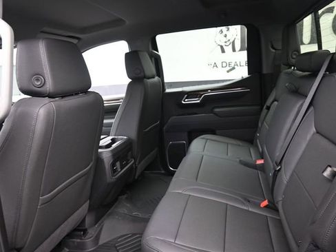 New 2026 Chevrolet Silverado 1500 LT image 9