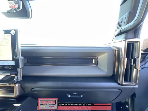 New 2025 GMC Hummer EV 2X image 30