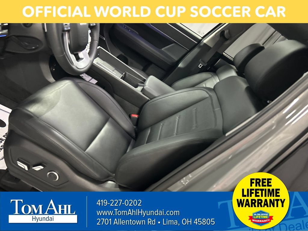 Used 2026 Hyundai Santa Fe Limited AWD/4WD image 10