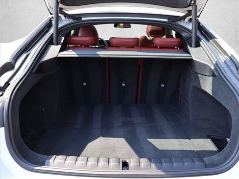 Used 2023 BMW i4 eDrive40 RWD image 7