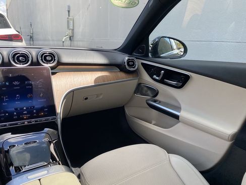 Certified 2022 Mercedes-Benz C 300 4MATIC Sedan w/ Exclusive Trim Package image 4