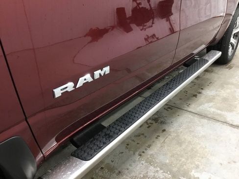 Used 2023 RAM 1500 Laramie AWD/4WD image 4