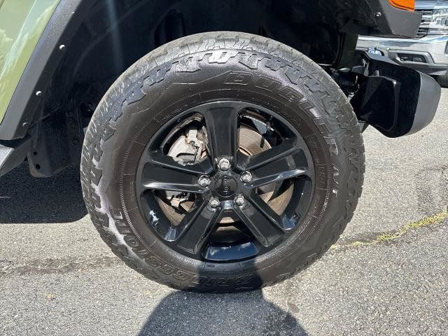 Used 2023 Jeep Wrangler Unlimited Sahara AWD/4WD image 13