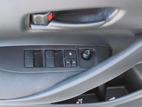 Used 2025 Toyota Corolla Hybrid Sedan image 10