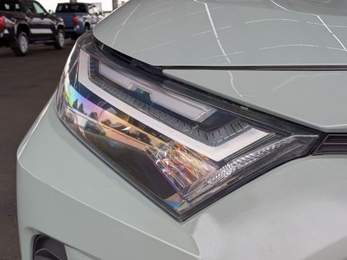 Certified 2022 Toyota RAV4 XLE Premium FWD image 6