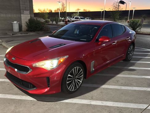 Used 2019 Kia Stinger RWD image 1