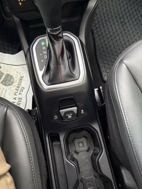 Used 2023 Jeep Renegade Trailhawk w/ Sun/Sound Group AWD/4WD image 24