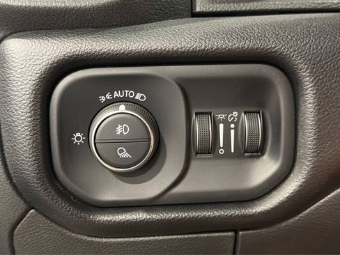 Used 2025 RAM 1500 Rebel AWD/4WD image 21