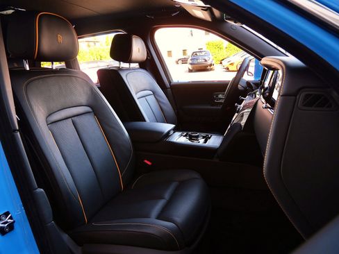 Certified 2026 Rolls-Royce Cullinan AWD/4WD image 32