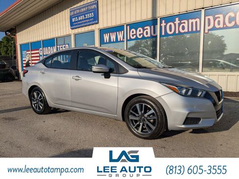 Used 2021 Nissan Versa SV image 1