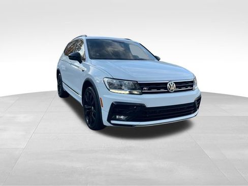 Used 2020 Volkswagen Tiguan SE R-Line image 7