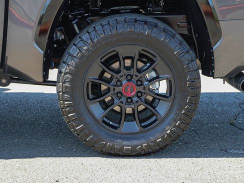 Used 2024 Toyota Tundra Platinum image 10