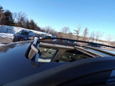 Used 2020 Subaru Forester Limited image 4