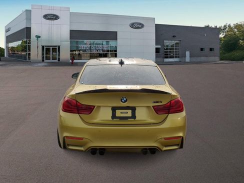 Used 2019 BMW M4 Coupe image 10
