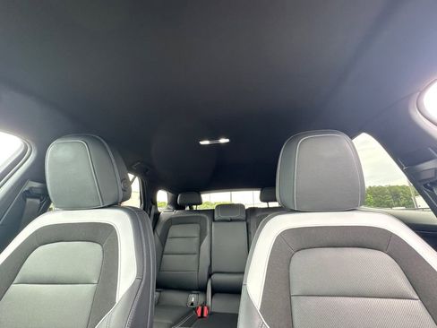 Used 2024 Chevrolet Blazer EV LT AWD/4WD image 33