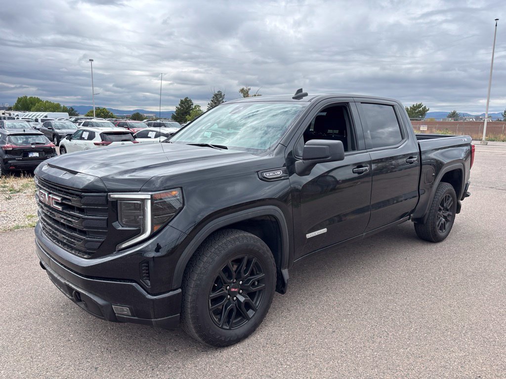 Used 2024 GMC Sierra 1500 Elevation w/ X31 Off-Road Package AWD/4WD image 2