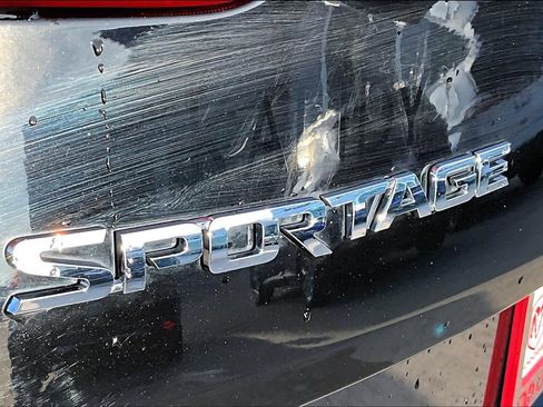 Used 2020 Kia Sportage EX image 27