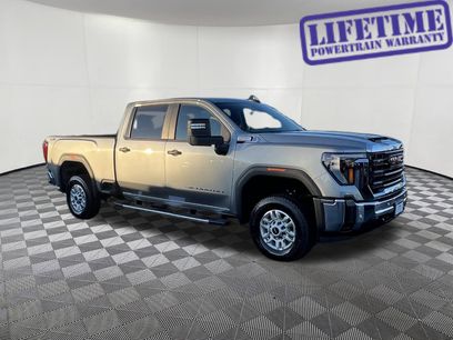 New 2026 GMC Sierra 2500 Pro w/ 1SA Pro Safety Plus Package