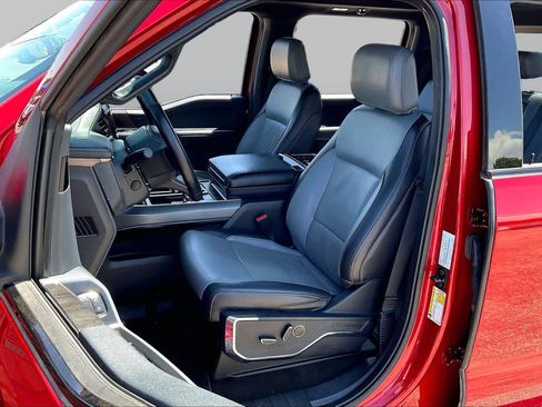 Used 2022 Ford F150 Lightning Lariat w/ Equipment Group 511A High AWD/4WD image 7