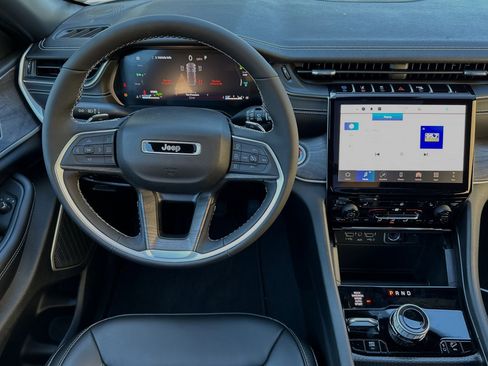 New 2024 Jeep Grand Cherokee Limited 4xe image 13