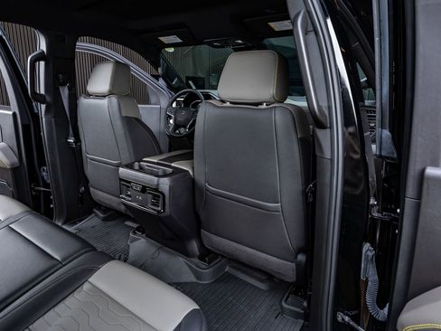 Used 2024 Chevrolet Silverado 1500 ZR2 w/ ZR2 Bison Edition image 32