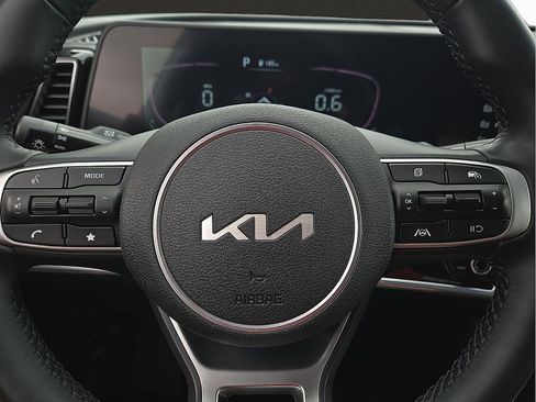Used 2024 Kia Sportage EX FWD image 19